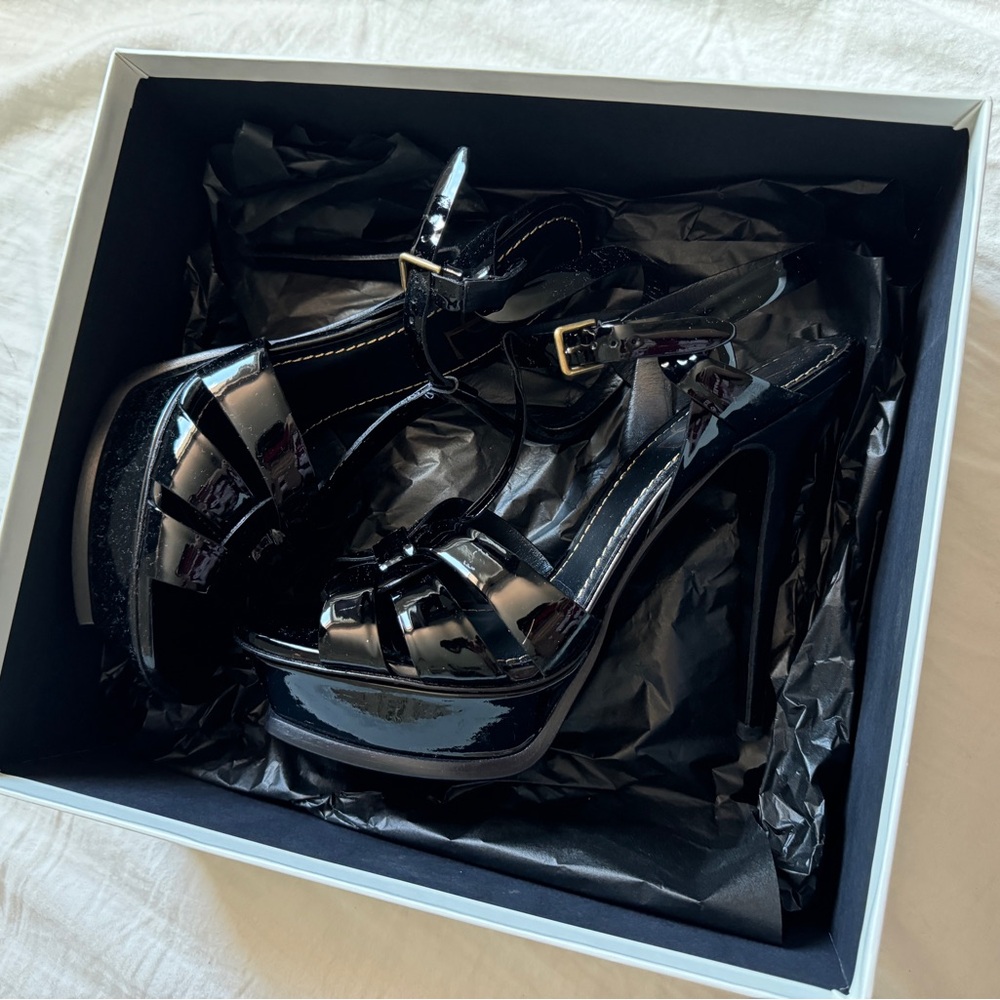 YSL Tribute 105 Sandal — Vitello Vernice Soft - Picture 3 of 9